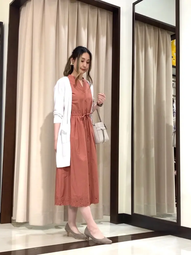 ANY SIS STAFF コーディネート画像