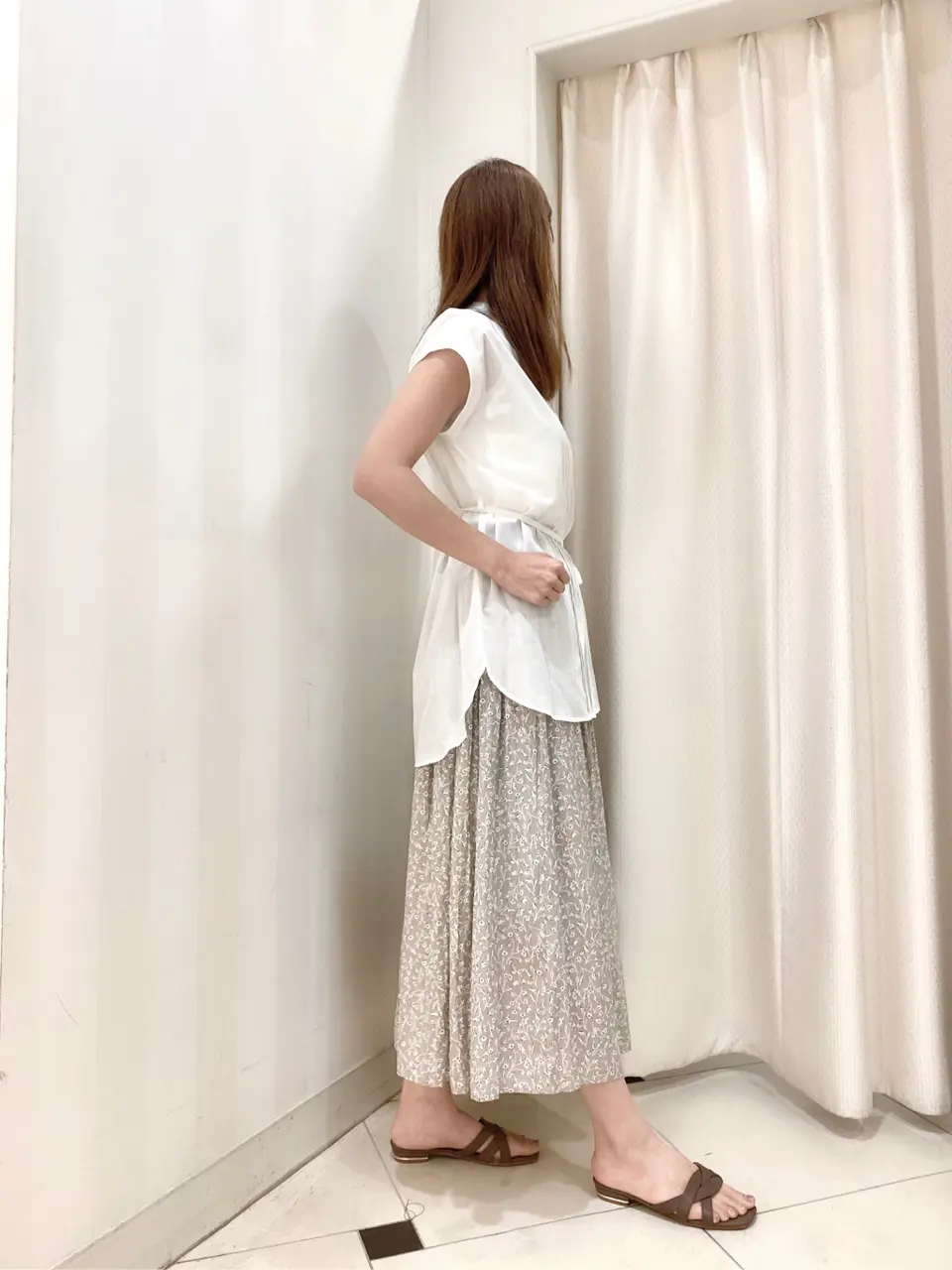 ANY SIS 金井 コーディネート画像