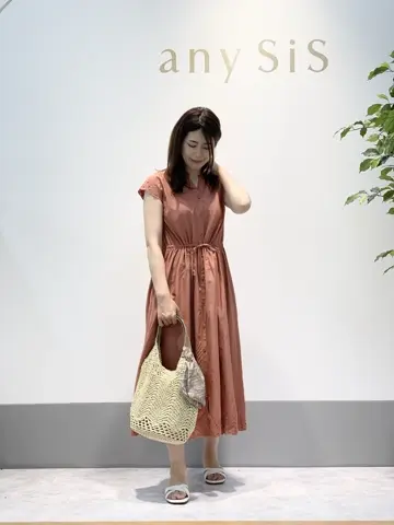 ANY SIS 岡本 コーディネート画像