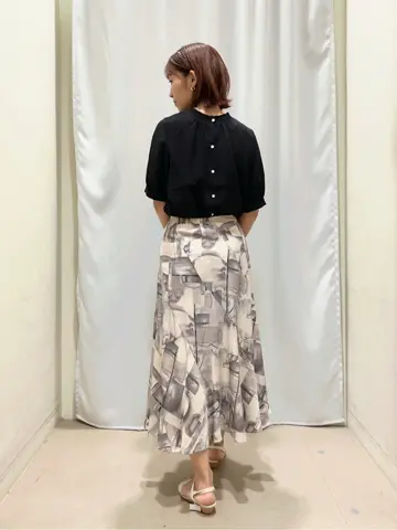 ANY SIS 濱野 コーディネート画像