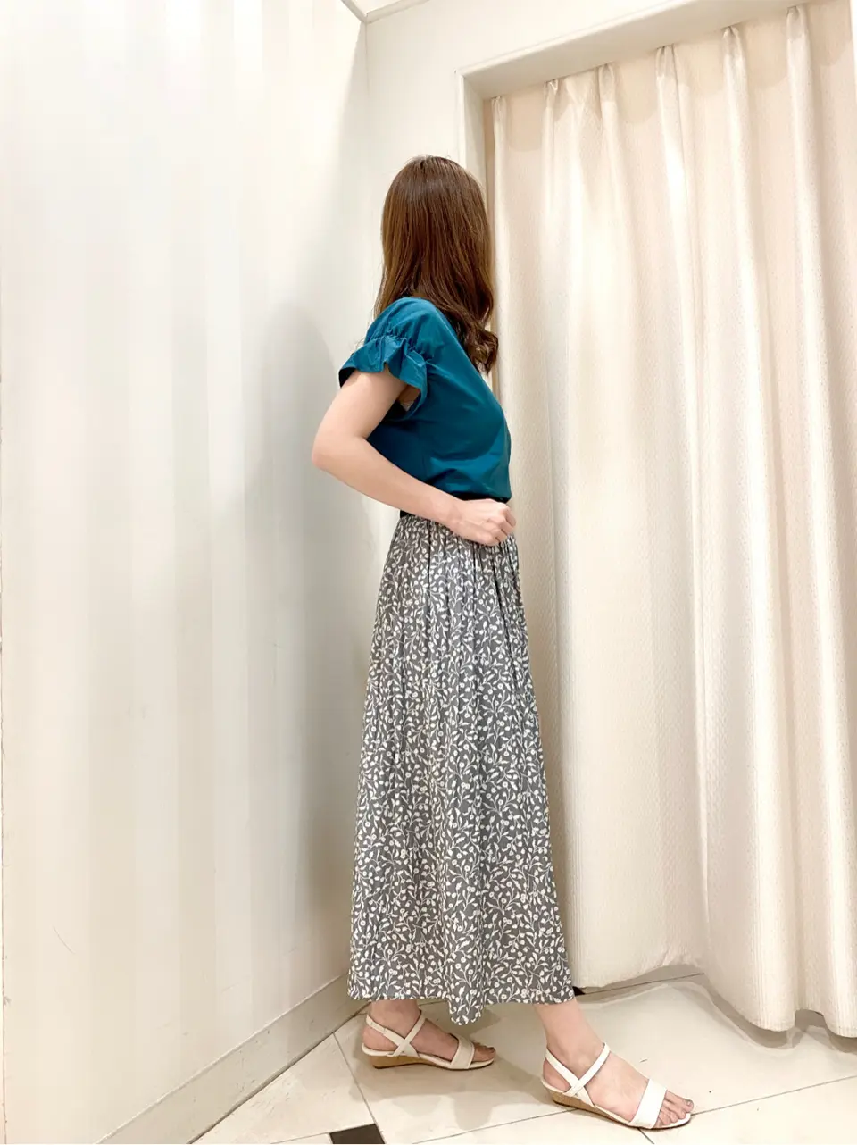 ANY SIS 金井 コーディネート画像