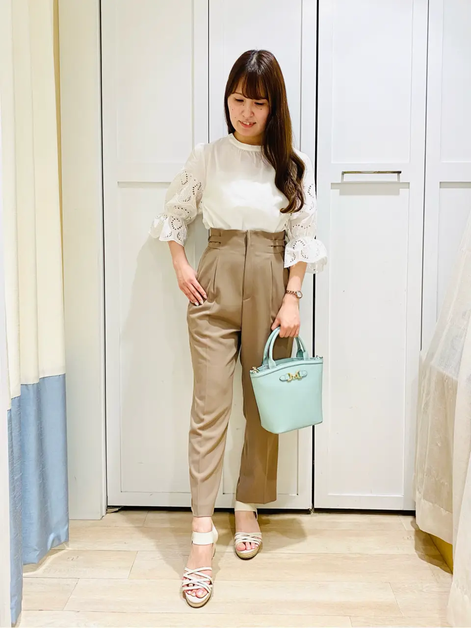 ANY SIS スタッフ コーディネート画像