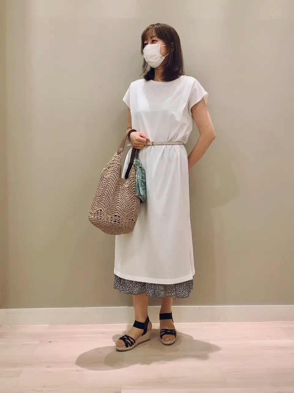 ANY SIS スタッフ コーディネート画像