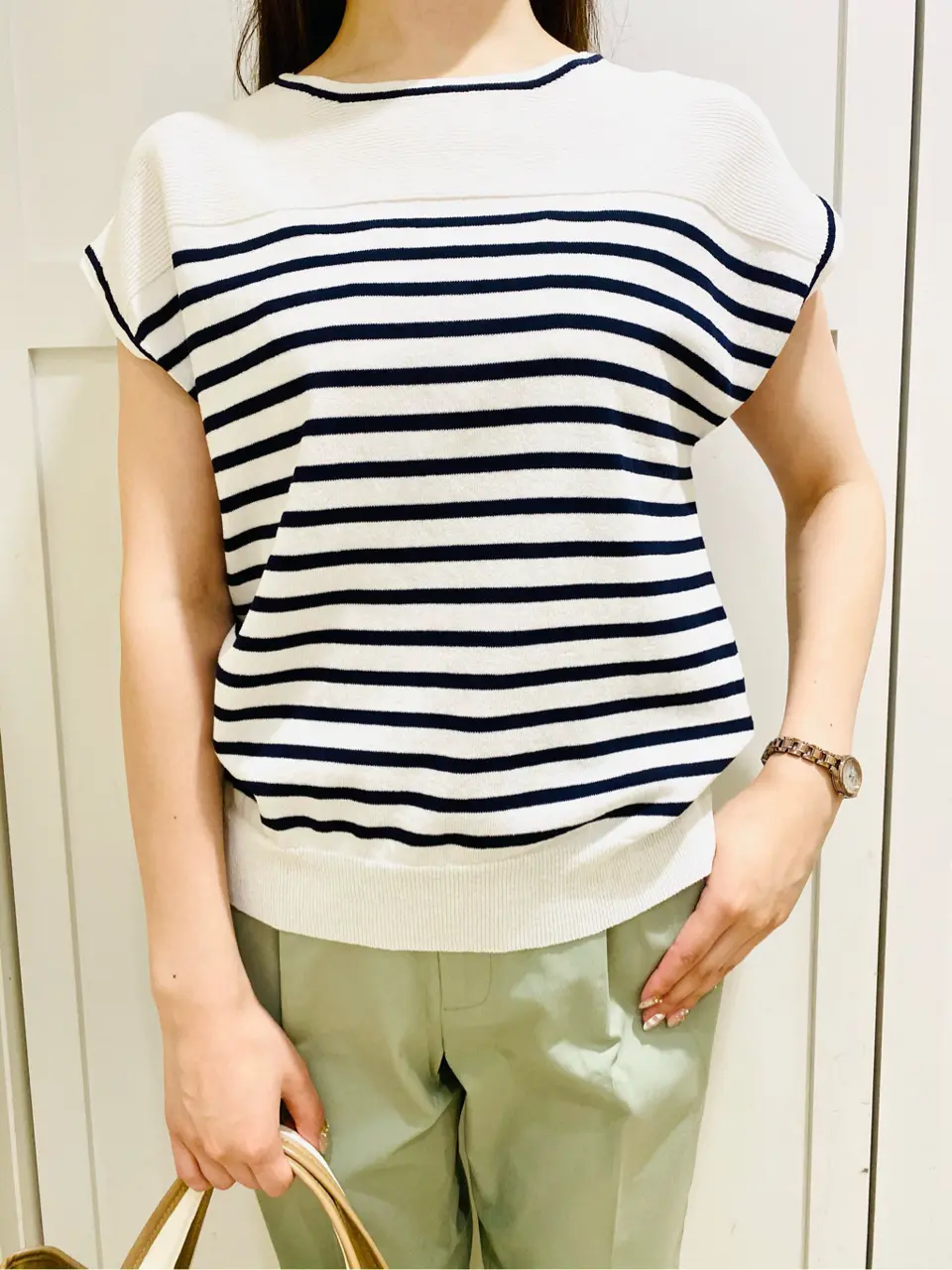 ANY SIS スタッフ コーディネート画像