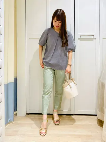 ANY SIS スタッフ コーディネート画像