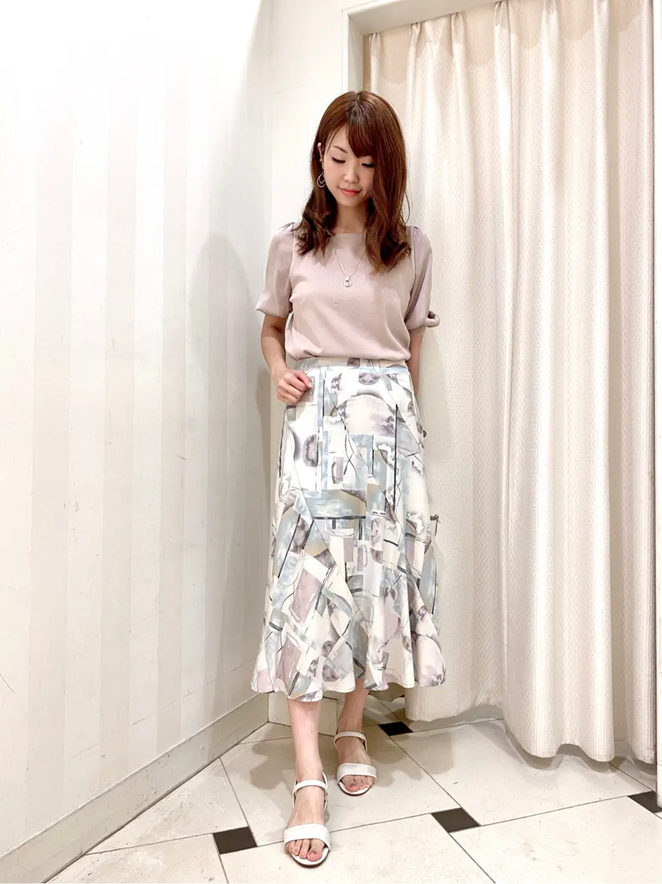 ANY SIS 金井 コーディネート画像