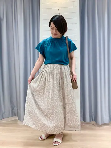 ANY SIS 丸岡 コーディネート画像