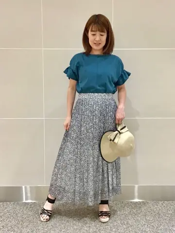 ANY SIS 浅野 コーディネート画像