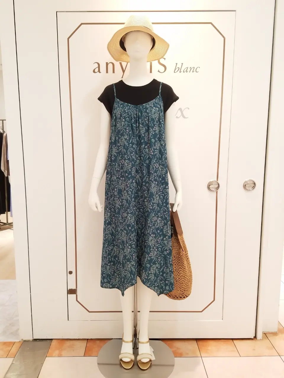 ANY SIS yamakawa コーディネート画像