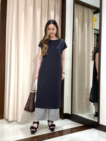 ANY SIS STAFF コーディネート画像