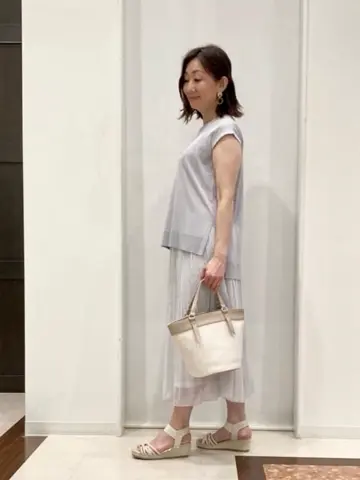 ANY SIS スタッフ コーディネート画像