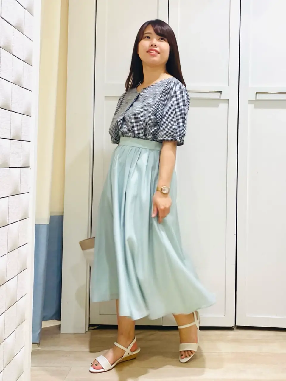 ANY SIS スタッフ コーディネート画像