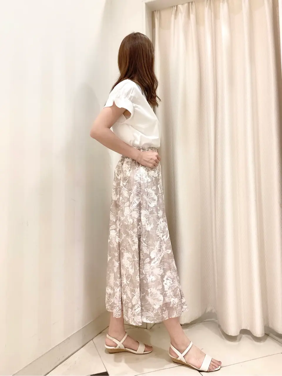 ANY SIS 金井 コーディネート画像