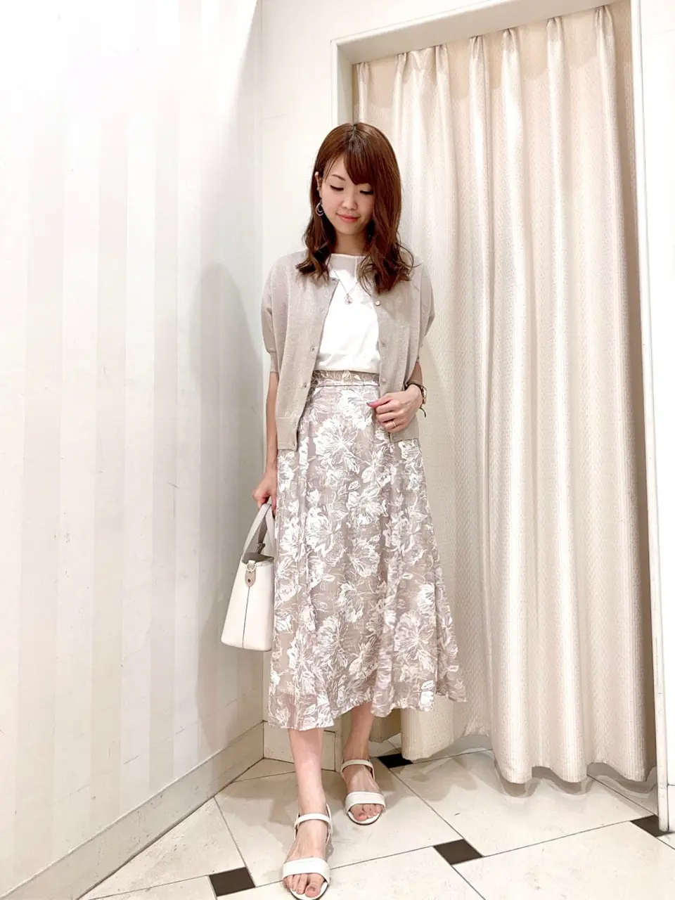 ANY SIS 金井 コーディネート画像