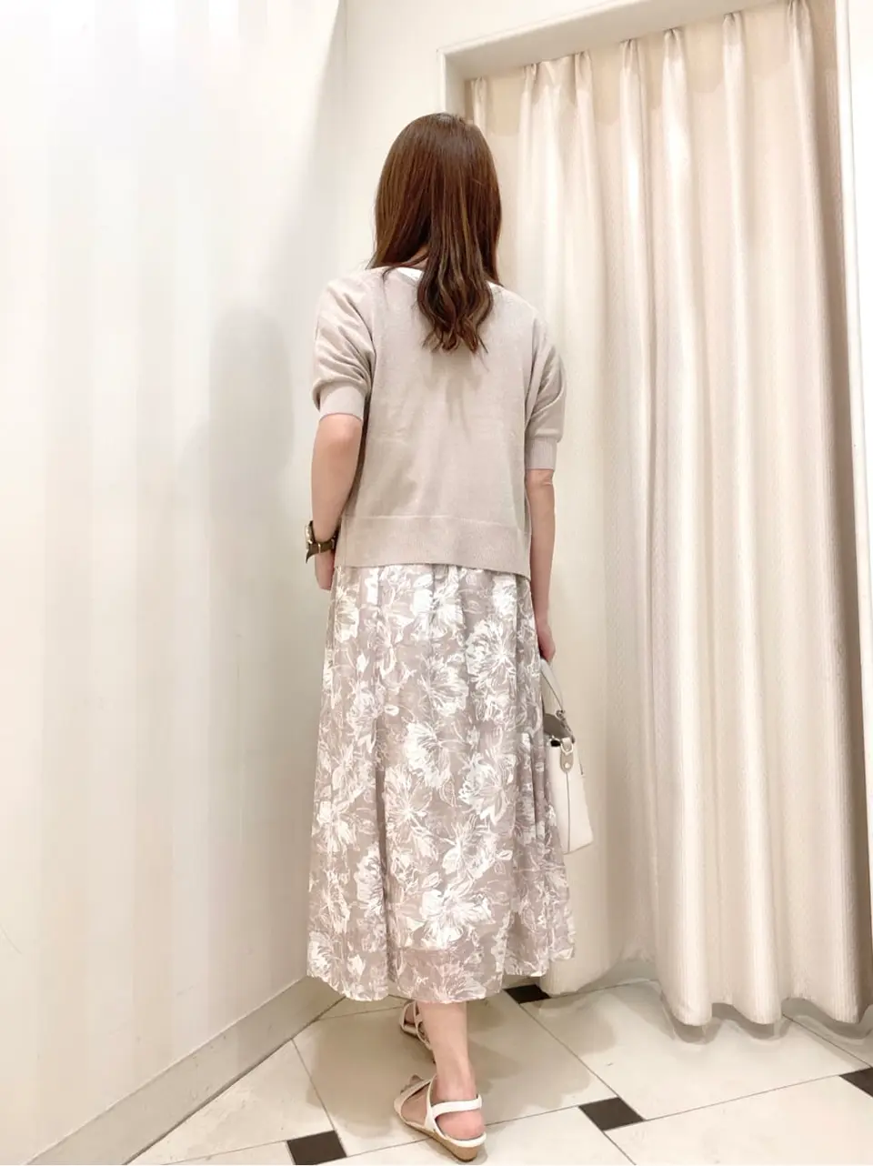 ANY SIS 金井 コーディネート画像