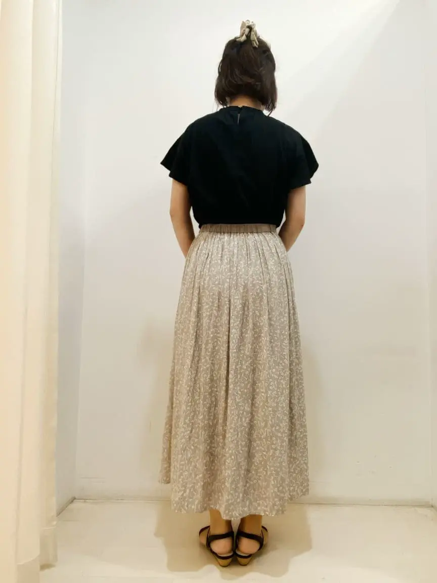 ANY SIS 山田 コーディネート画像