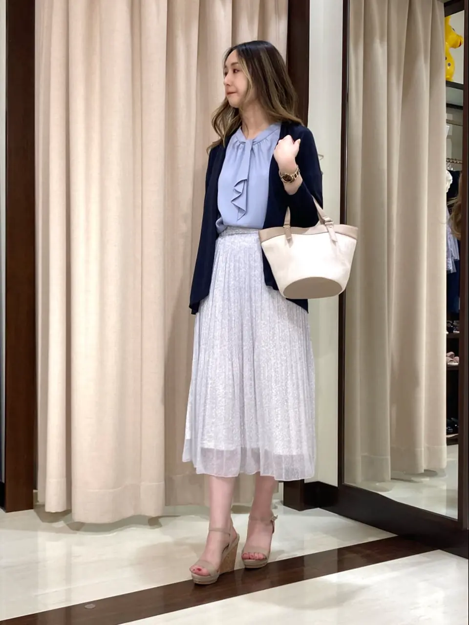 ANY SIS STAFF コーディネート画像