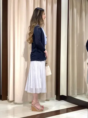 ANY SIS STAFF コーディネート画像