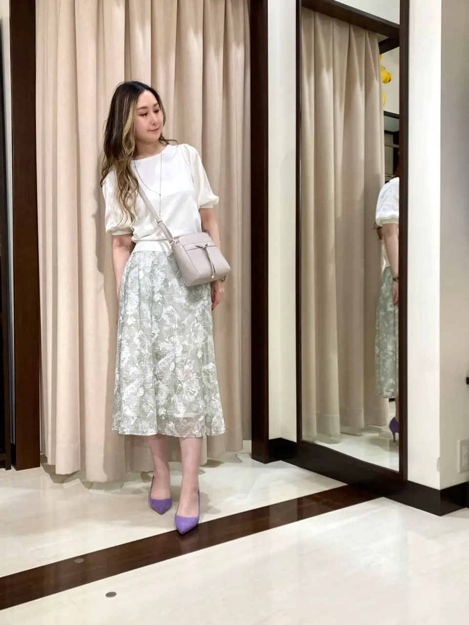 ANY SIS STAFF コーディネート画像