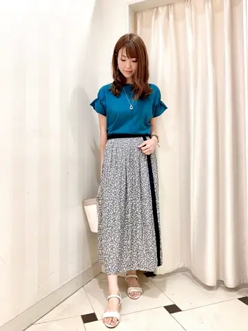 ANY SIS 金井 コーディネート画像