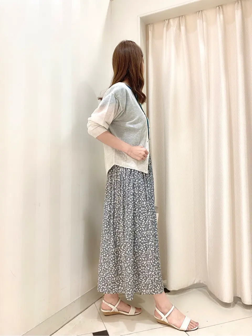 ANY SIS 金井 コーディネート画像