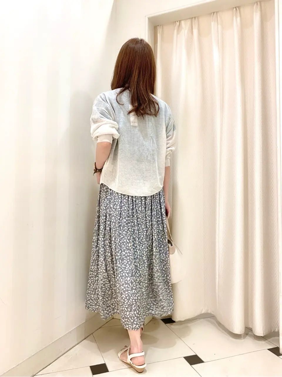 ANY SIS 金井 コーディネート画像