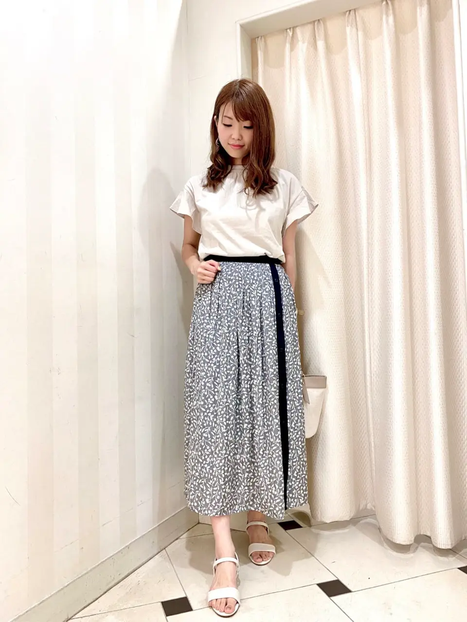 ANY SIS 金井 コーディネート画像