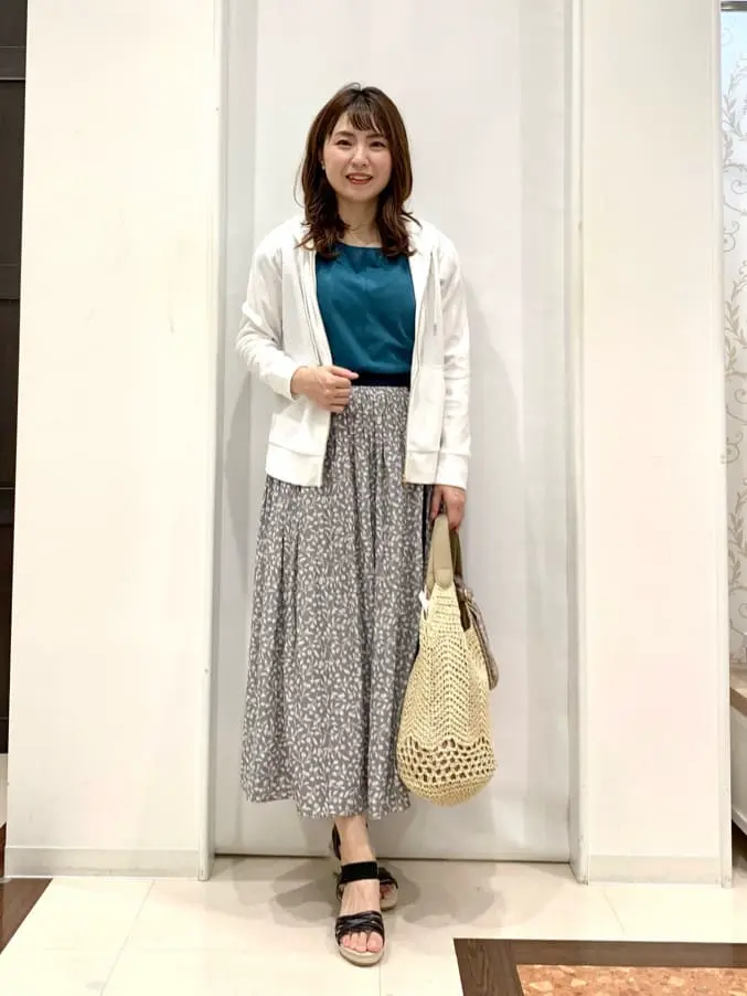 ANY SIS 横田 コーディネート画像