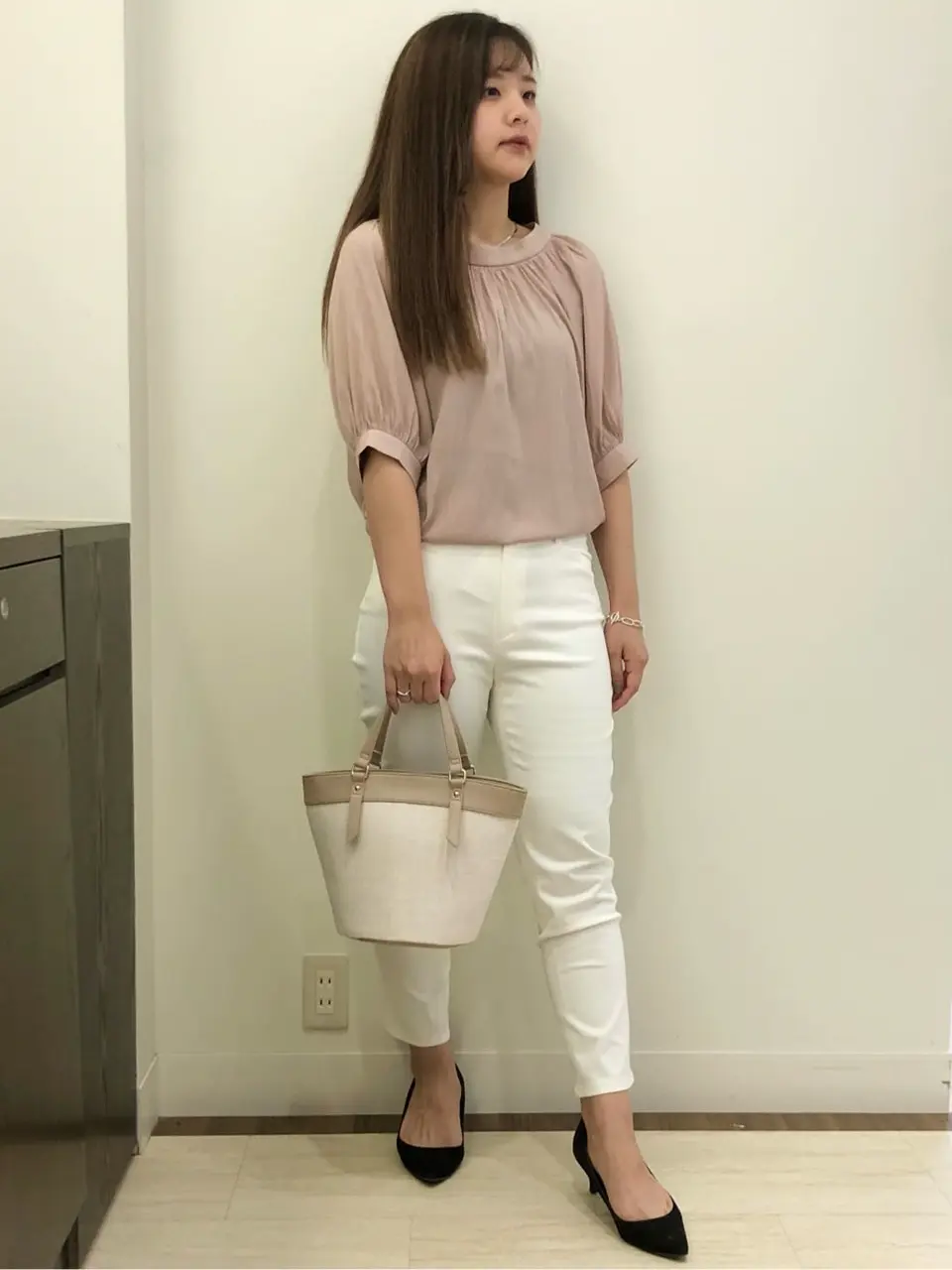 ANY SIS スタッフ コーディネート画像