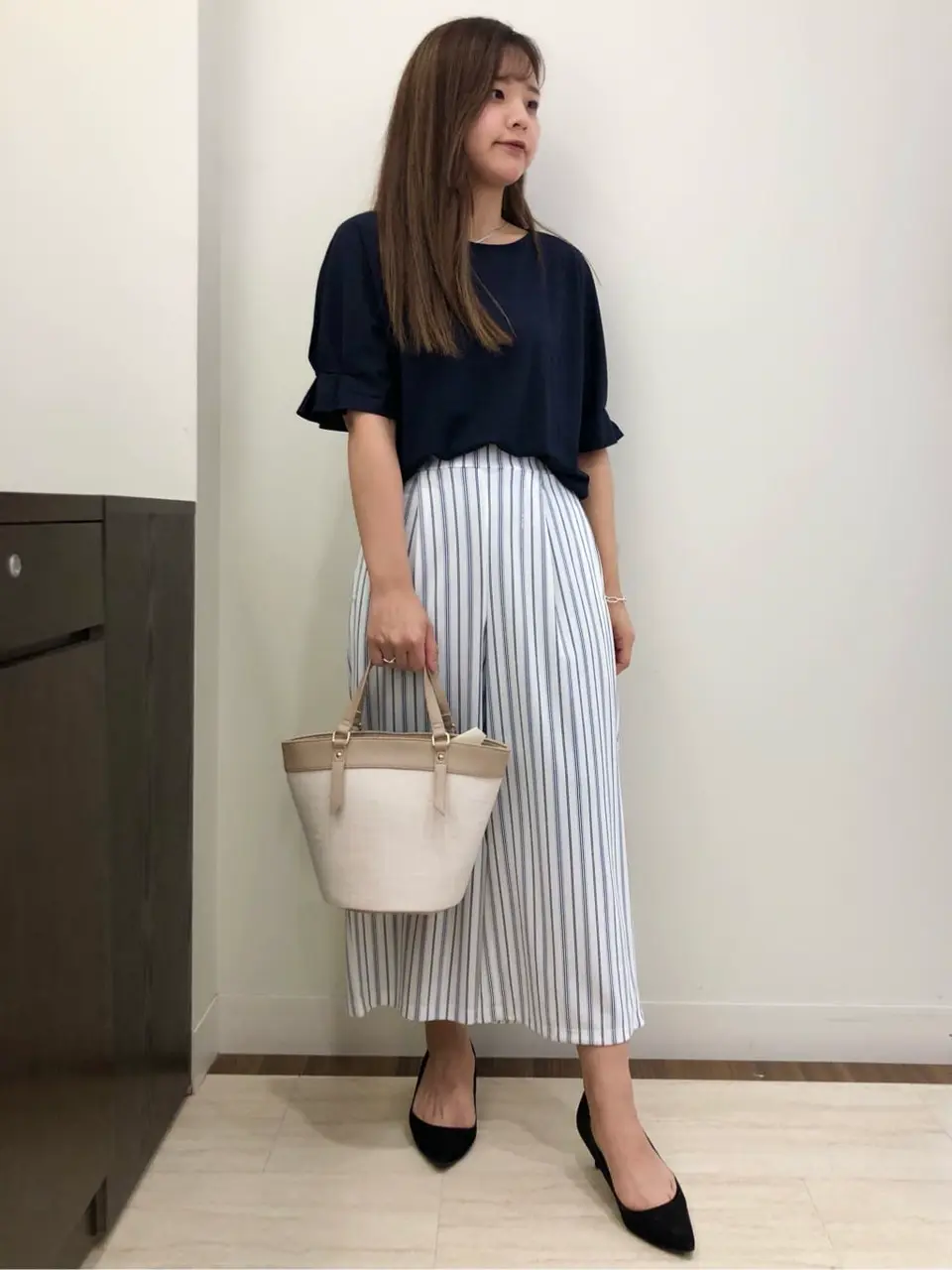 ANY SIS スタッフ コーディネート画像