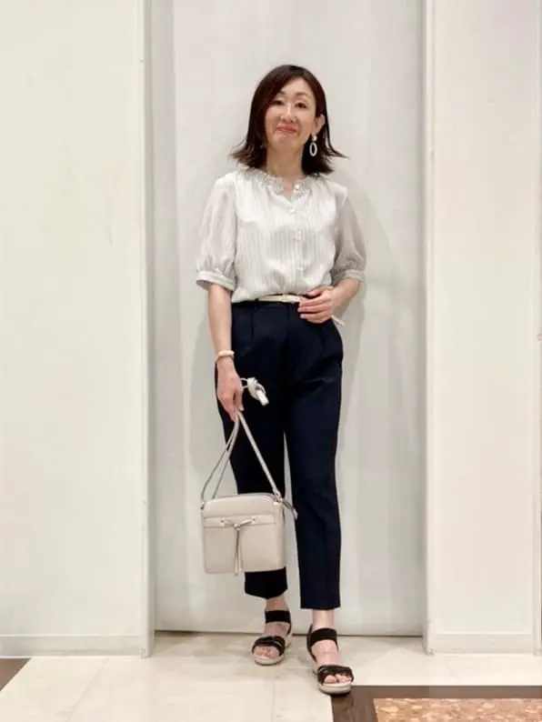 ANY SIS スタッフ コーディネート画像