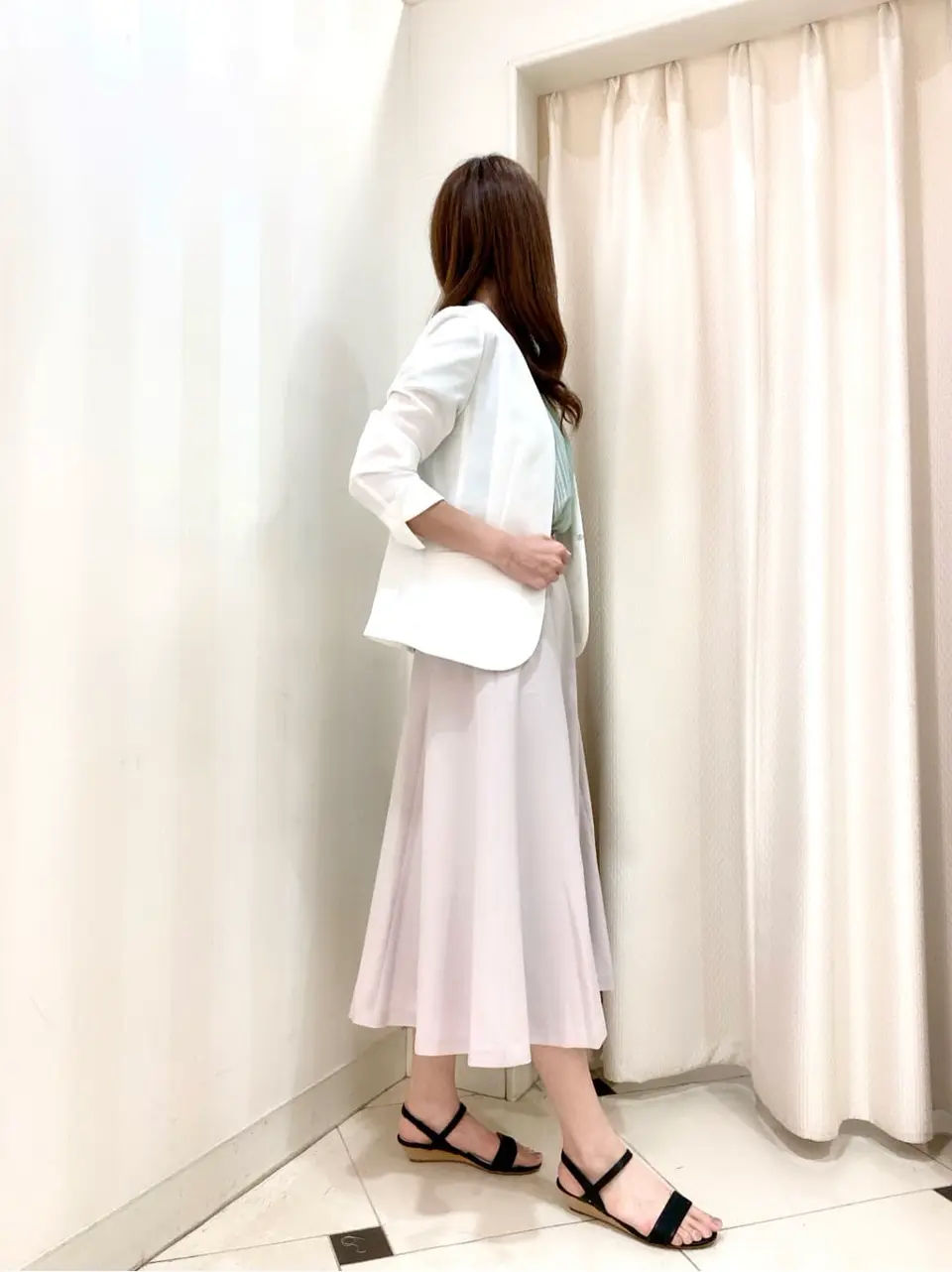 ANY SIS 金井 コーディネート画像