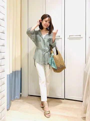 ANY SIS スタッフ コーディネート画像