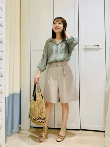 ANY SIS スタッフ コーディネート画像