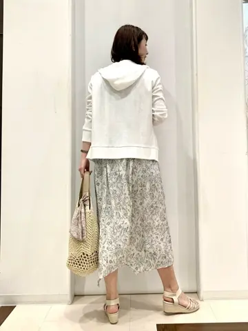 ANY SIS 横田 コーディネート画像