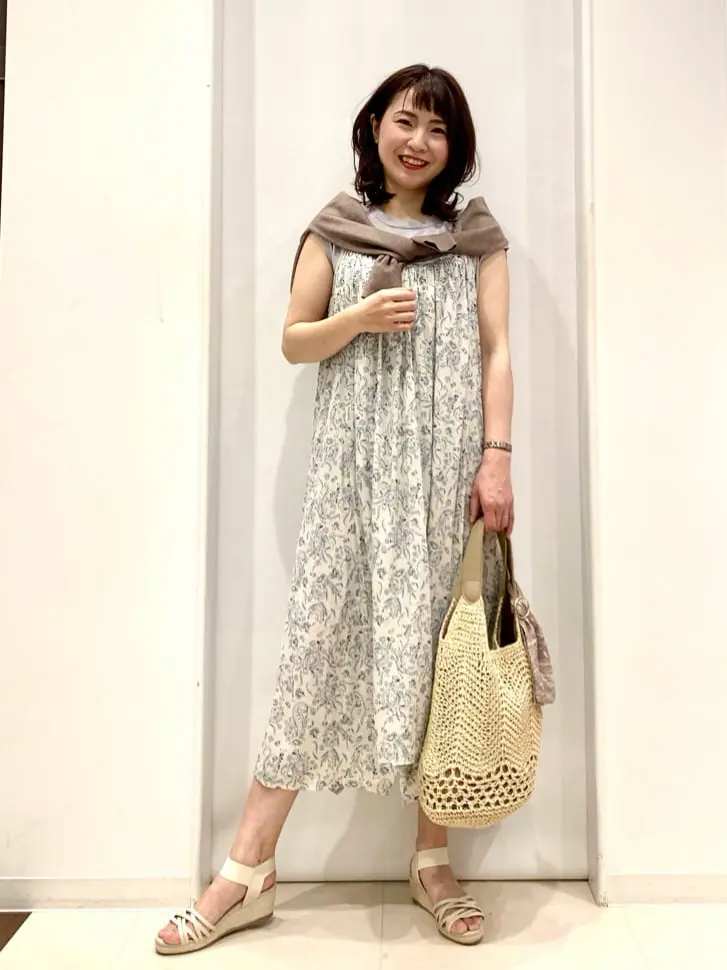 ANY SIS 横田 コーディネート画像