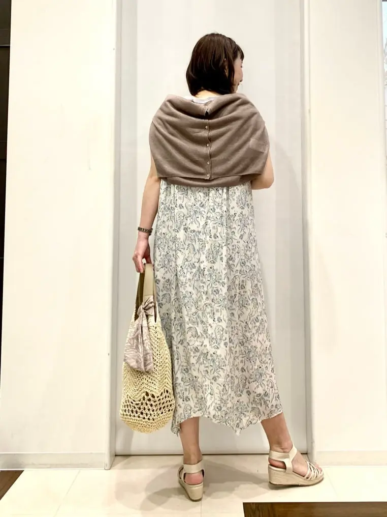 ANY SIS 横田 コーディネート画像