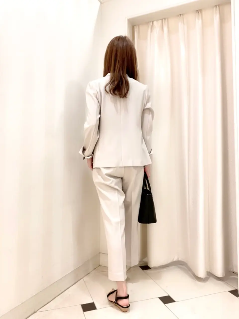 ANY SIS 金井 コーディネート画像