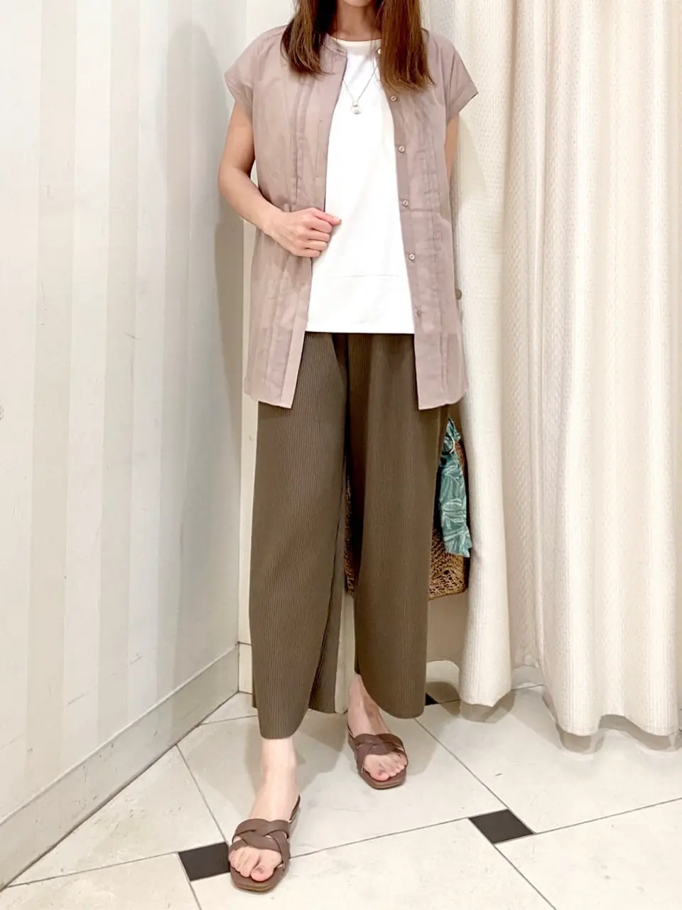 ANY SIS 金井 コーディネート画像