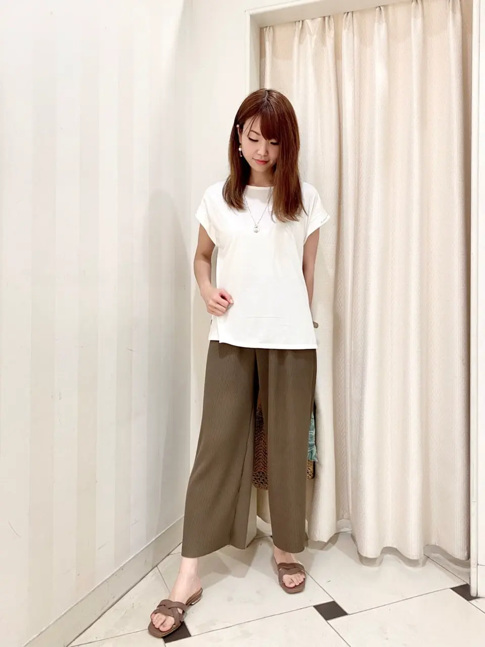 ANY SIS 金井 コーディネート画像