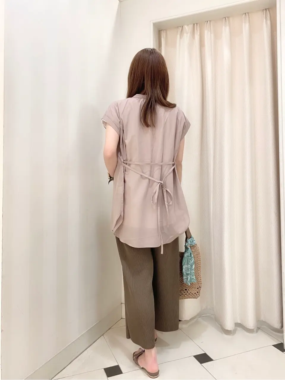 ANY SIS 金井 コーディネート画像