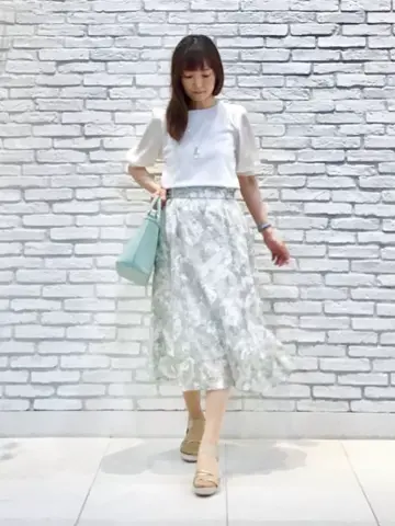 ANY SIS スタッフ コーディネート画像