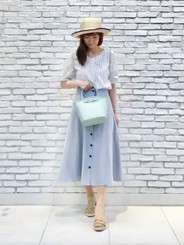 ANY SIS スタッフ コーディネート画像