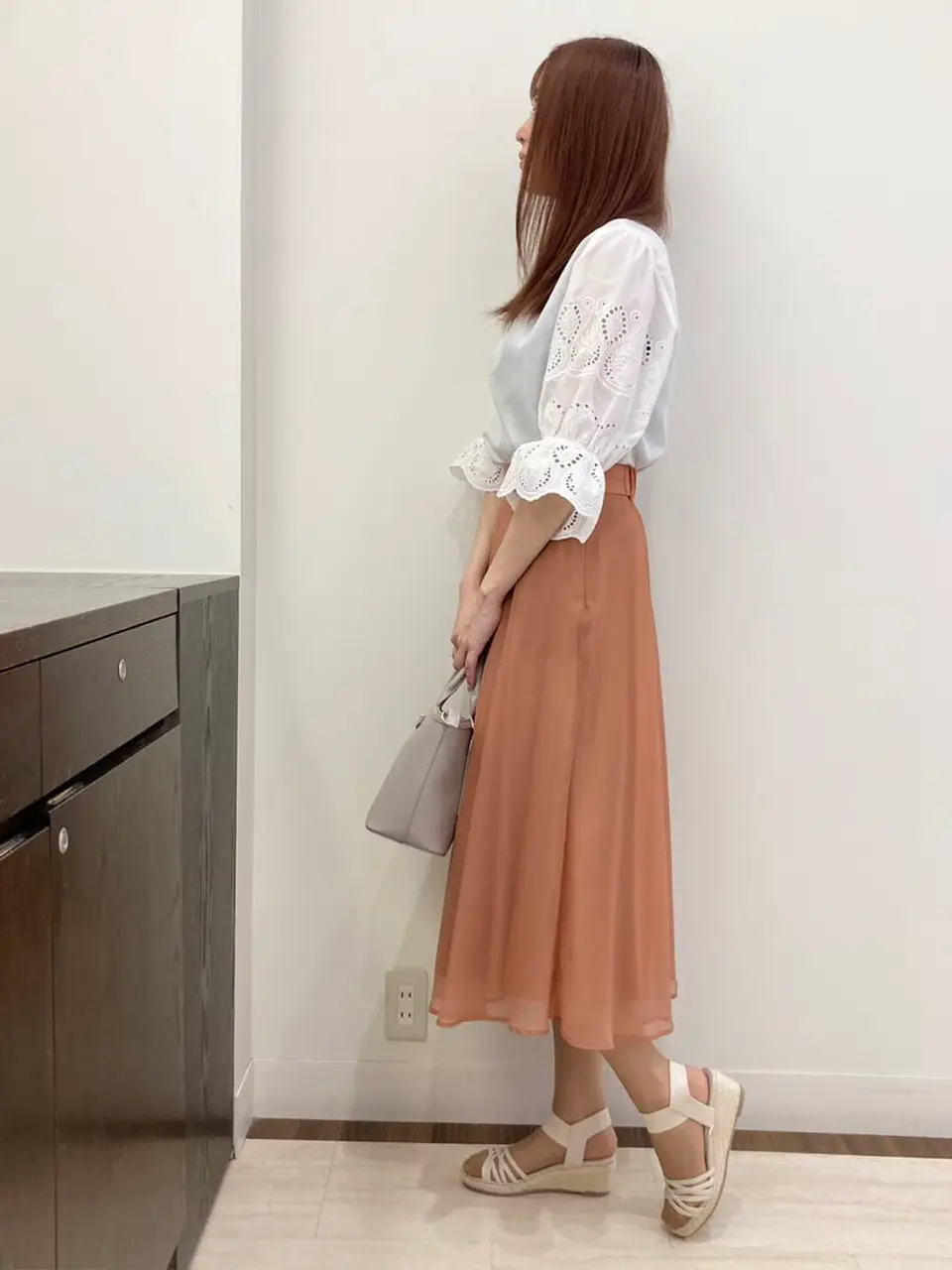 ANY SIS スタッフ コーディネート画像