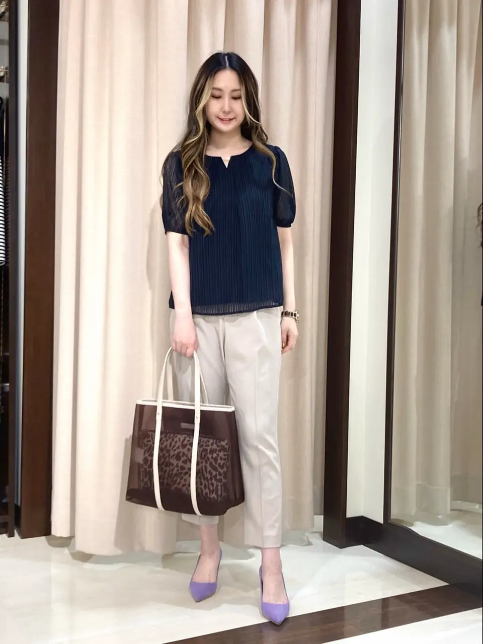 ANY SIS STAFF コーディネート画像