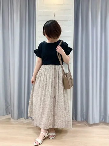 ANY SIS 丸岡 コーディネート画像