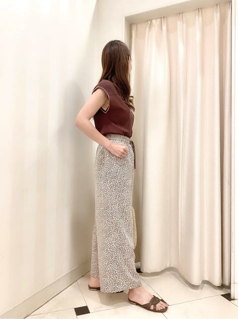 ANY SIS 金井 コーディネート画像