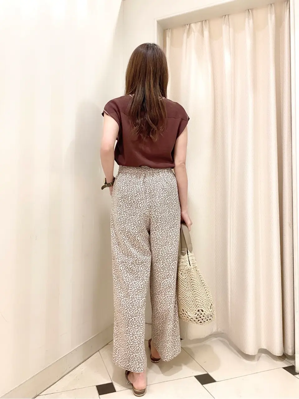 ANY SIS 金井 コーディネート画像