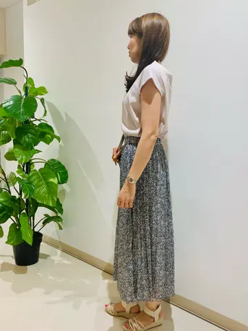 ANY SIS 石川 コーディネート画像