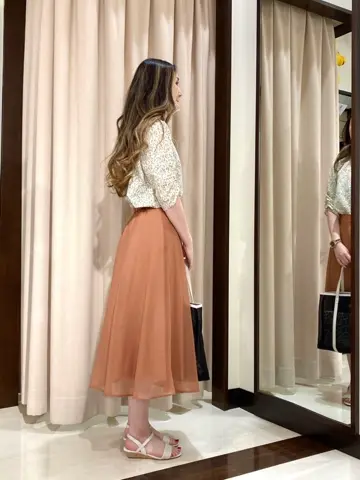 ANY SIS STAFF コーディネート画像